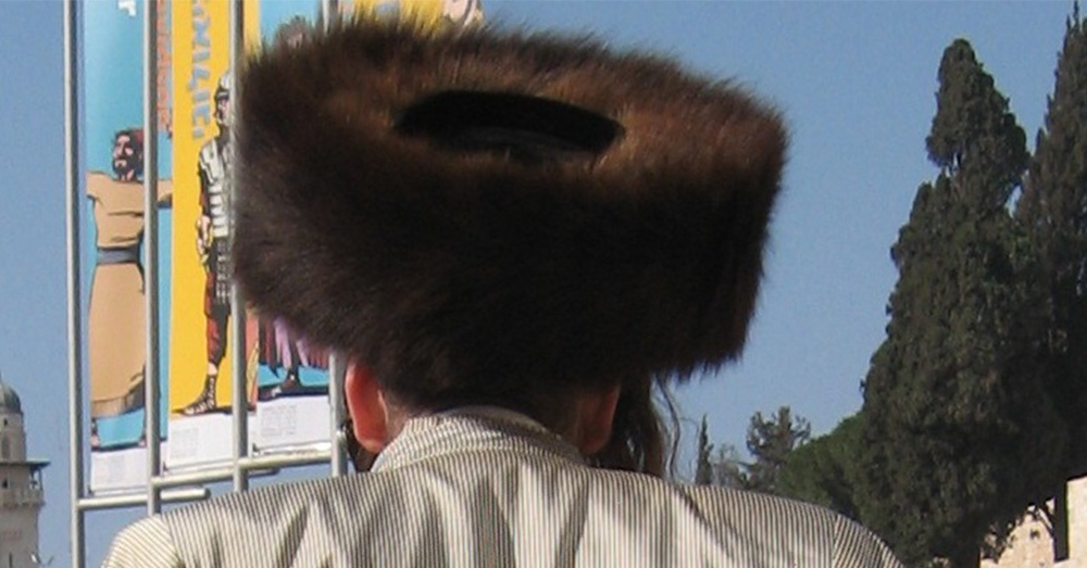 A Yerushalmi Jew wearing a shtreimel.