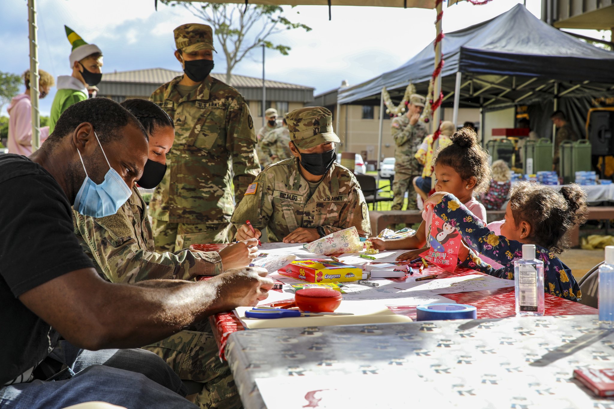 veterans osaka christmas donation