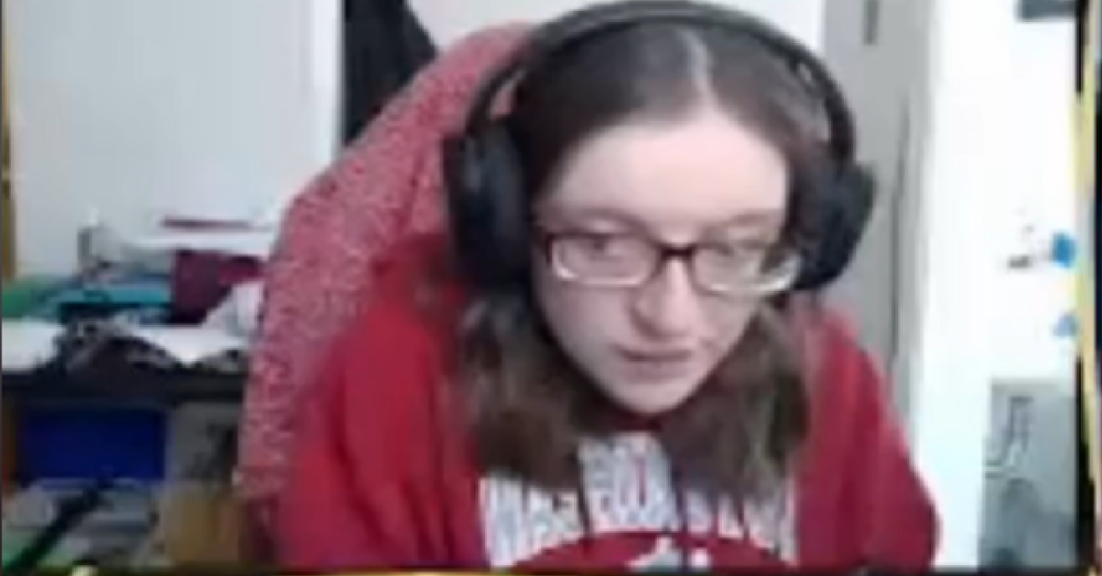 Guy Finds Disabled Streamer On Twitch And Changes Her Life For The